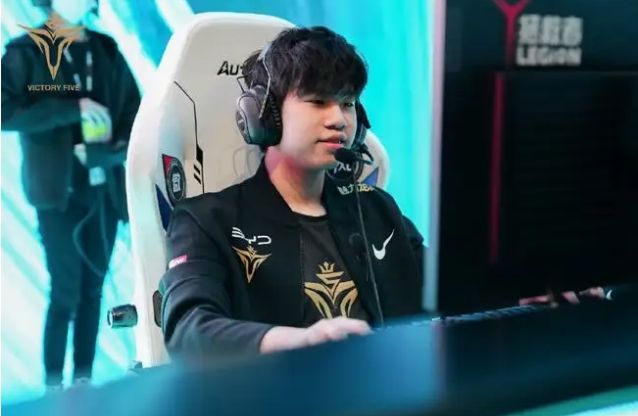 一些死忠粉 一些死忠粉